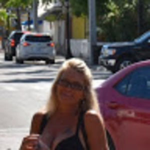 Meet your Posher, Nicolle